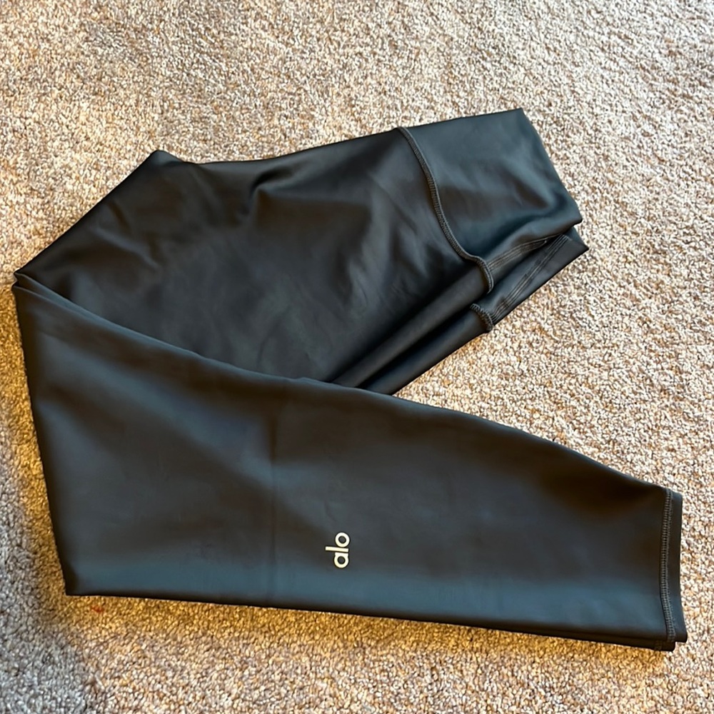 ALO leggings - NWOT